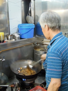 Char_kway_teow_Little_India_Singapore